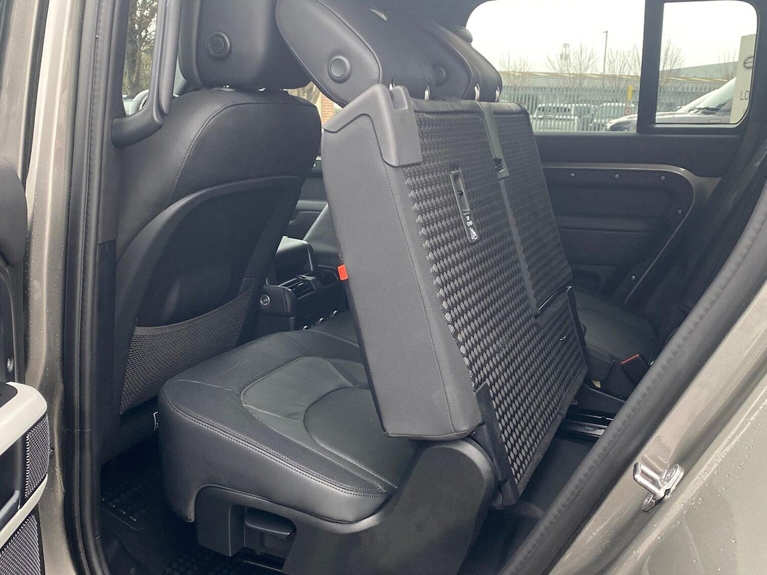 Used Land Rover Defender 2024 for sale - 77759380: Photo 30