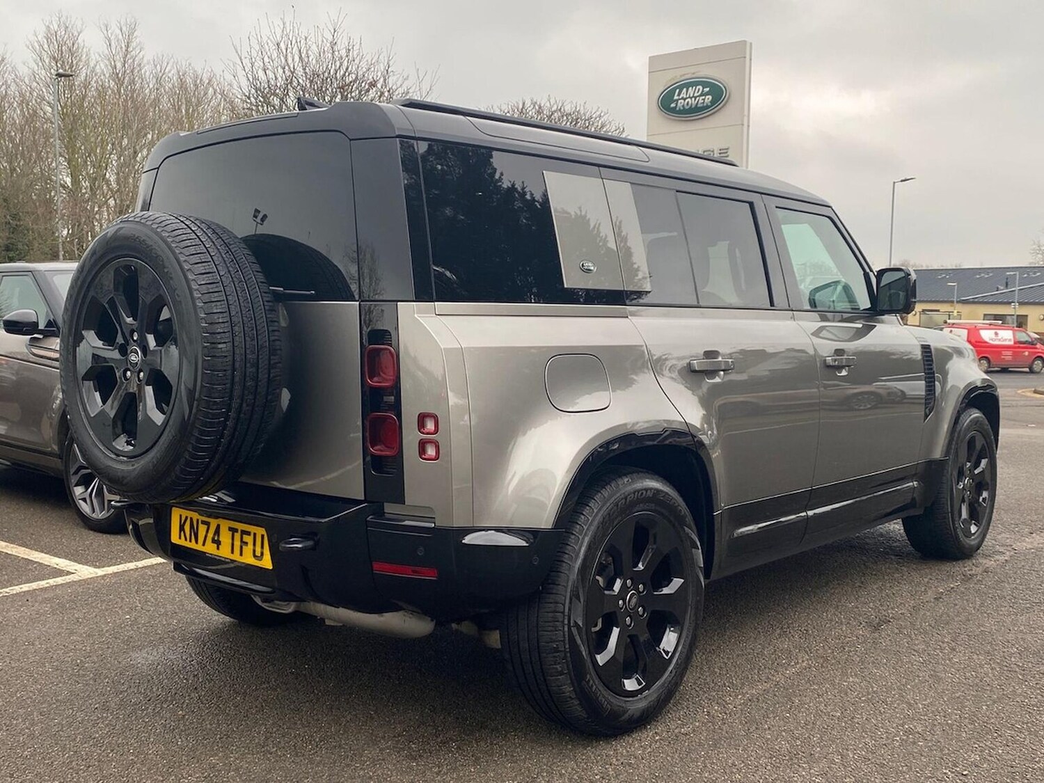 Used Land Rover Defender 2024 for sale - 77759380: Photo 31