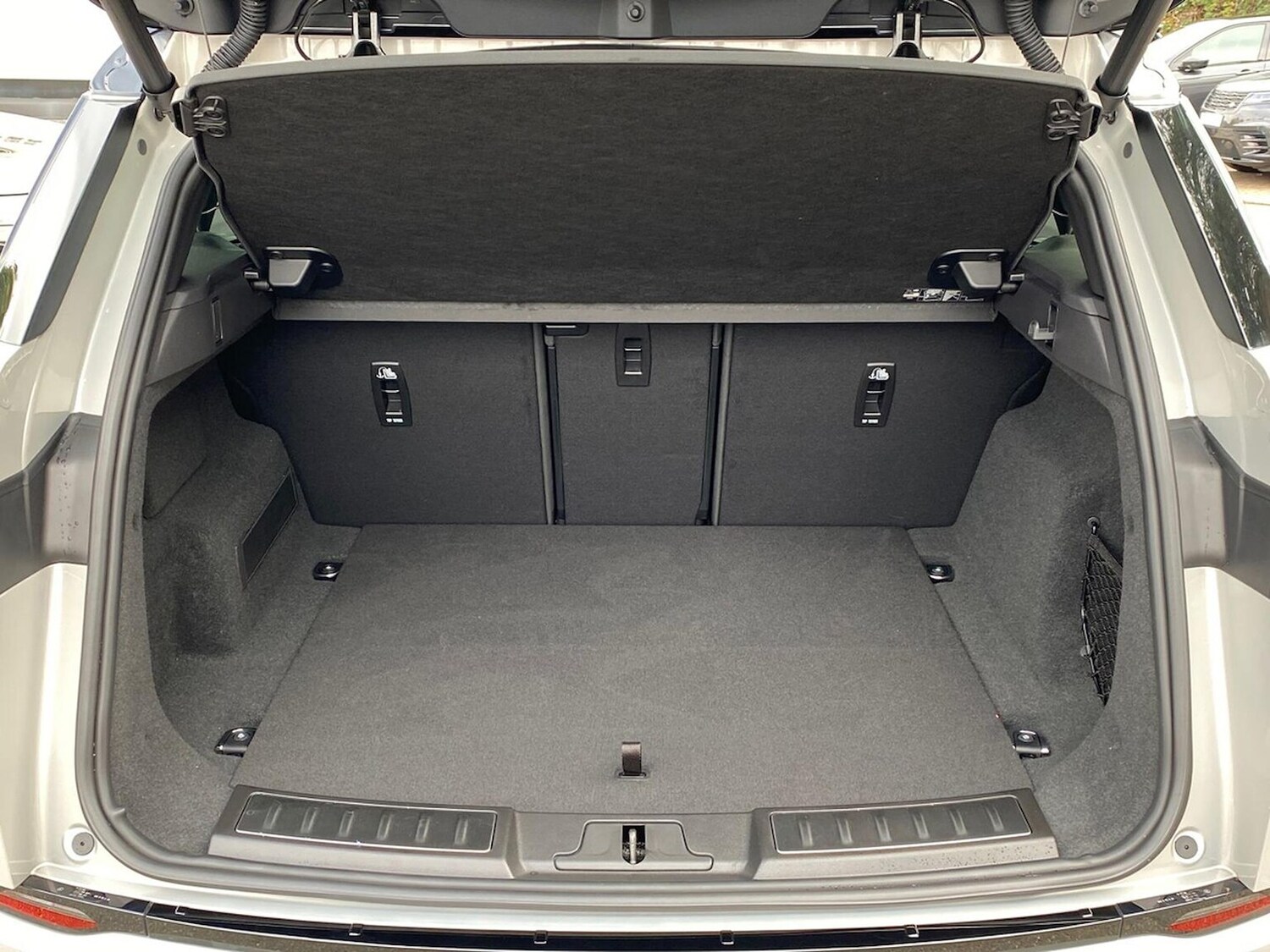 Used Land Rover Range Rover Evoque 2025 for sale - 76225122: Photo 10