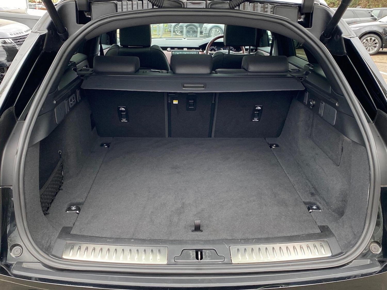 Used Land Rover Range Rover Velar 2023 for sale - 76946965: Photo 10