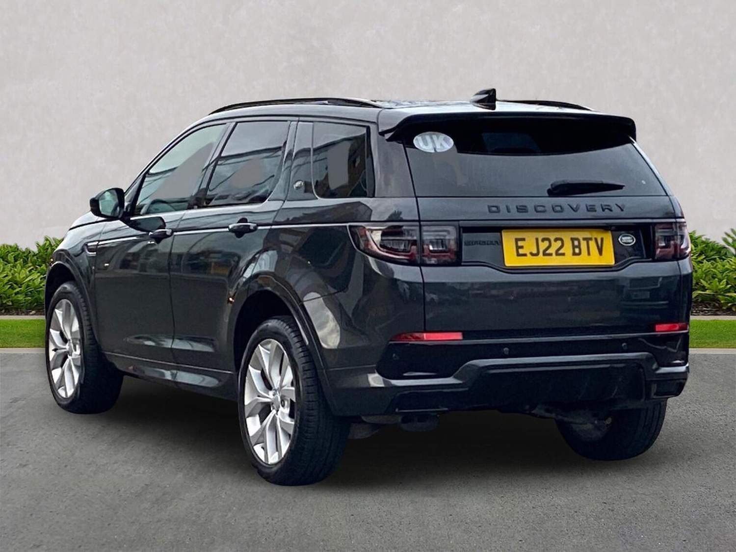 Used Land Rover Discovery Sport 2022 for sale - 76974555: Photo 2