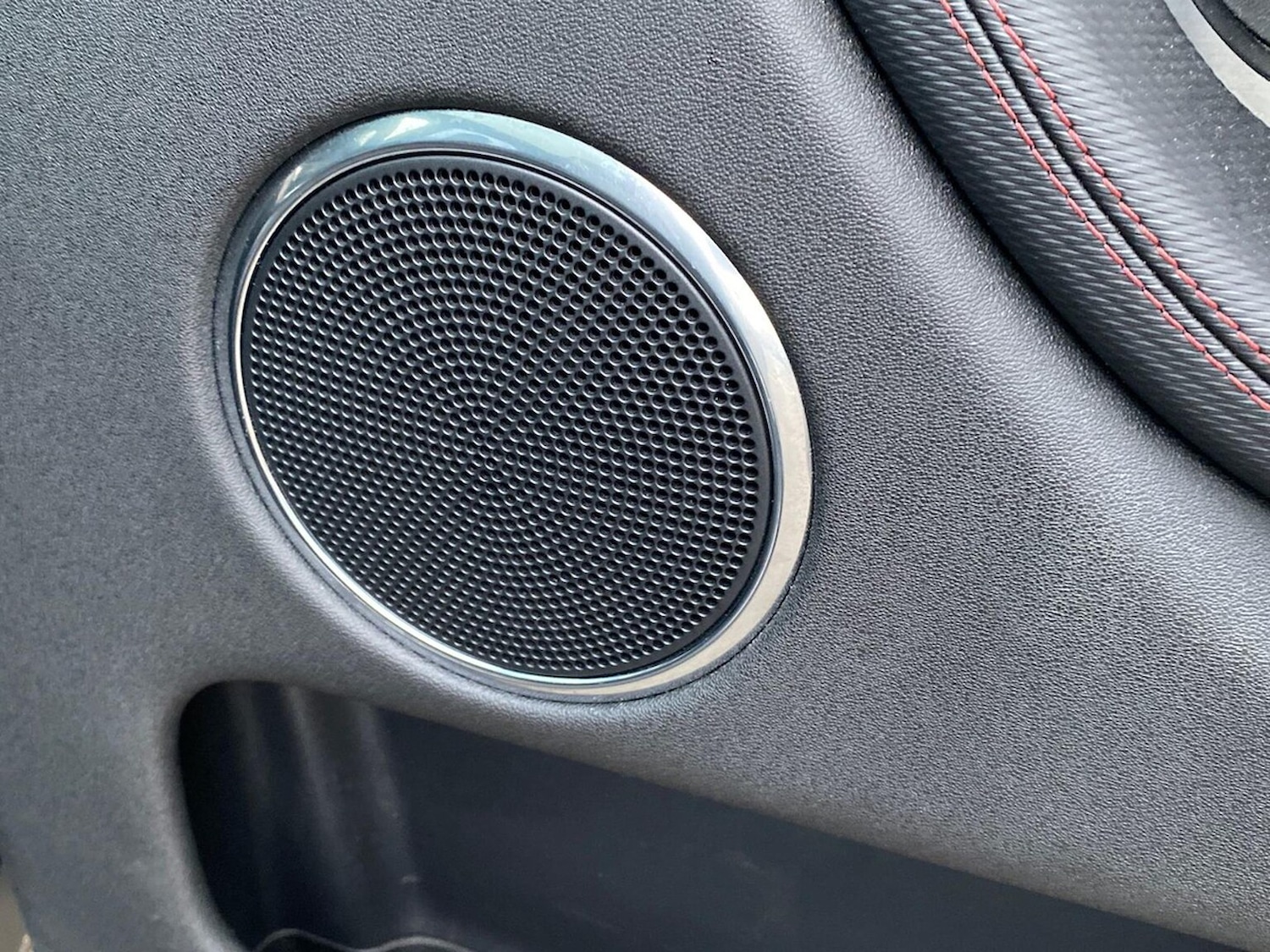 Used Land Rover Discovery Sport 2022 for sale - 76974555: Photo 24