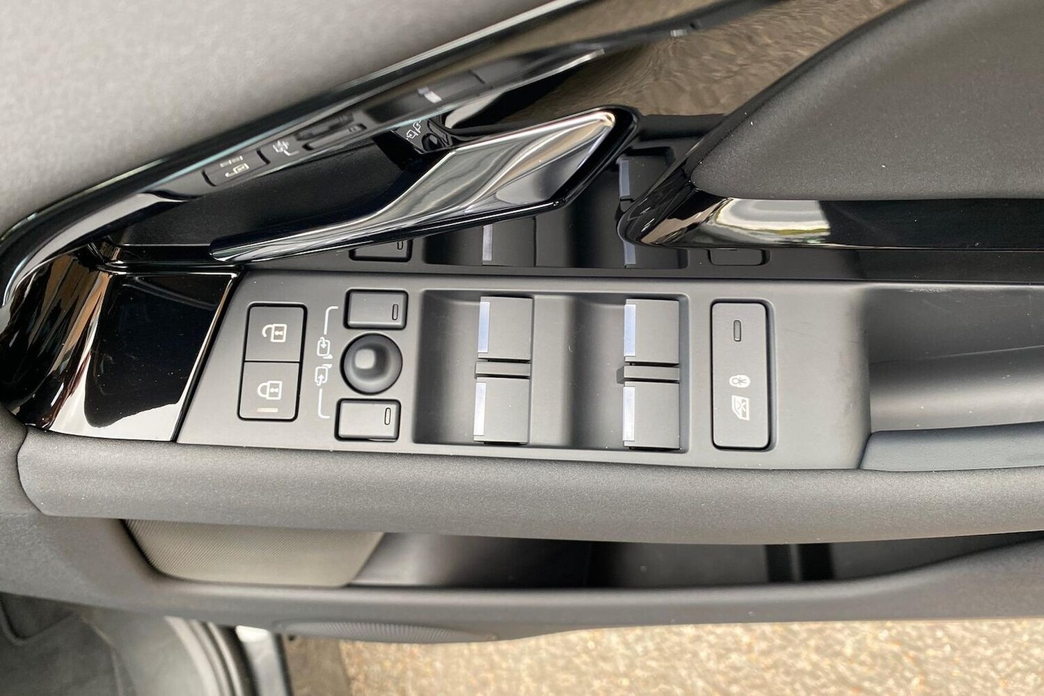 Used Land Rover Range Rover Evoque 2025 for sale - 77487906: Photo 21