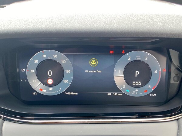 Used Land Rover Range Rover Evoque 2025 for sale - 76047791: Photo 16