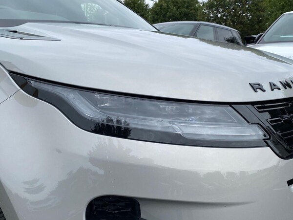 Used Land Rover Range Rover Evoque 2025 for sale - 76047791: Photo 17