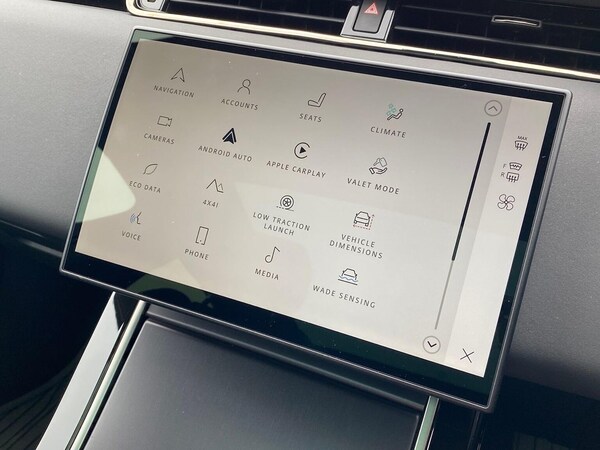 Used Land Rover Range Rover Evoque 2025 for sale - 76047791: Photo 31