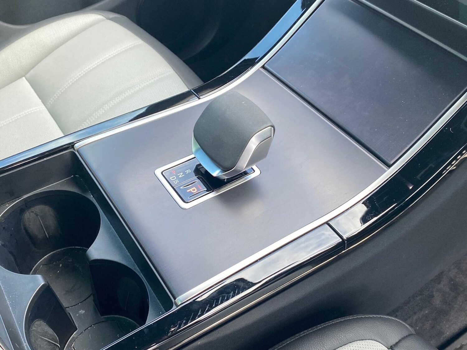 Used Land Rover Range Rover Evoque 2025 for sale - 77487968: Photo 13