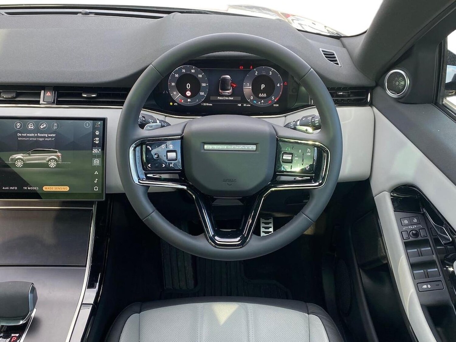 Used Land Rover Range Rover Evoque 2025 for sale - 77487968: Photo 15