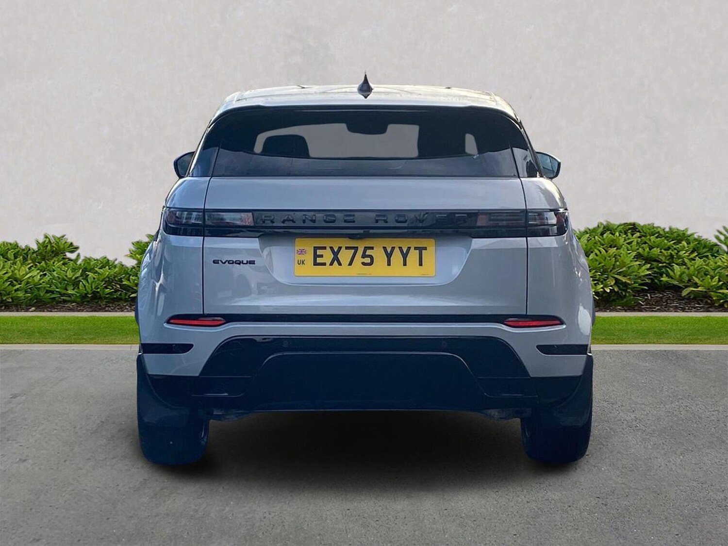 Used Land Rover Range Rover Evoque 2025 for sale - 77487968: Photo 6