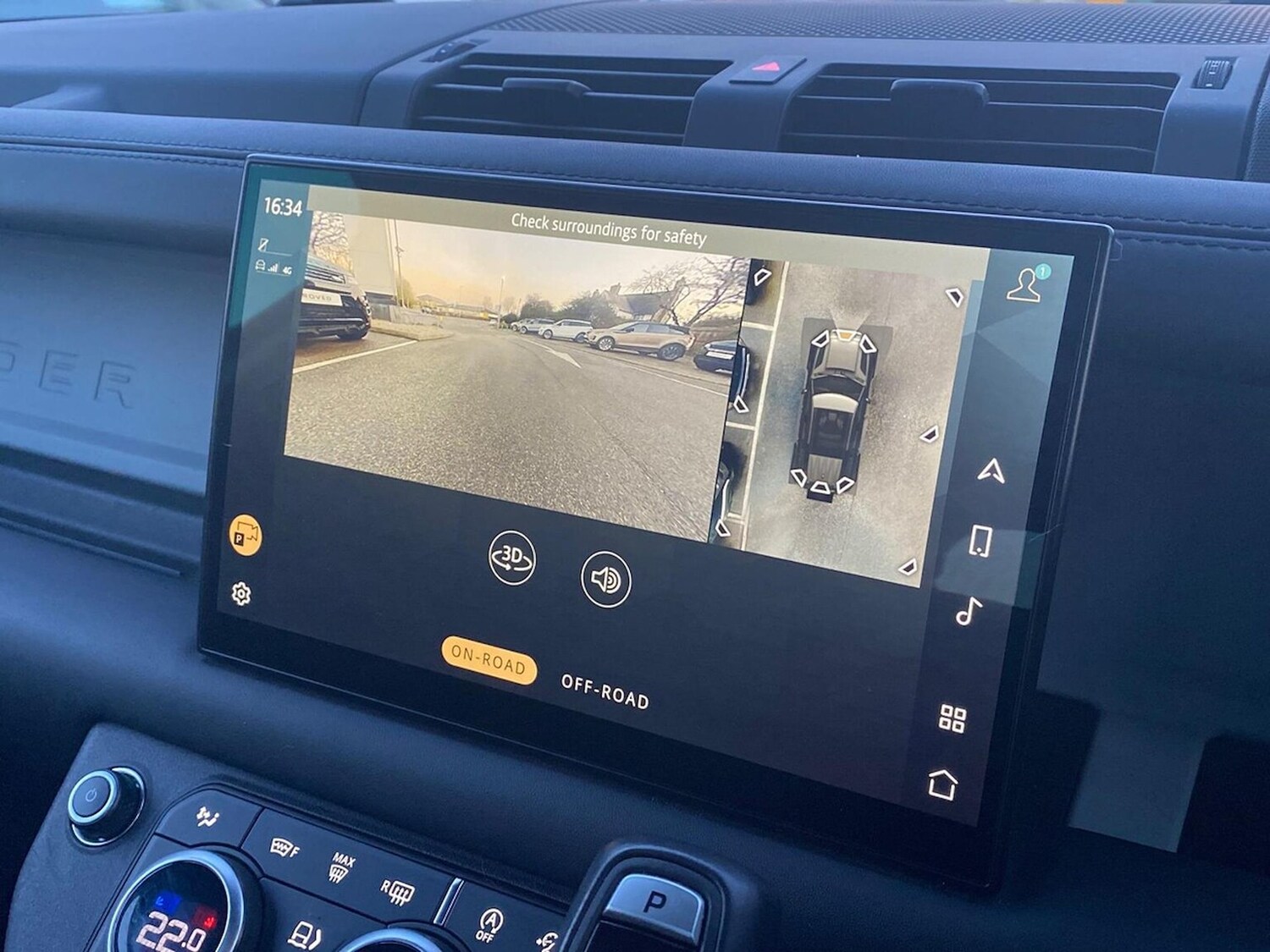 Used Land Rover Defender 2022 for sale - 77802093: Photo 12