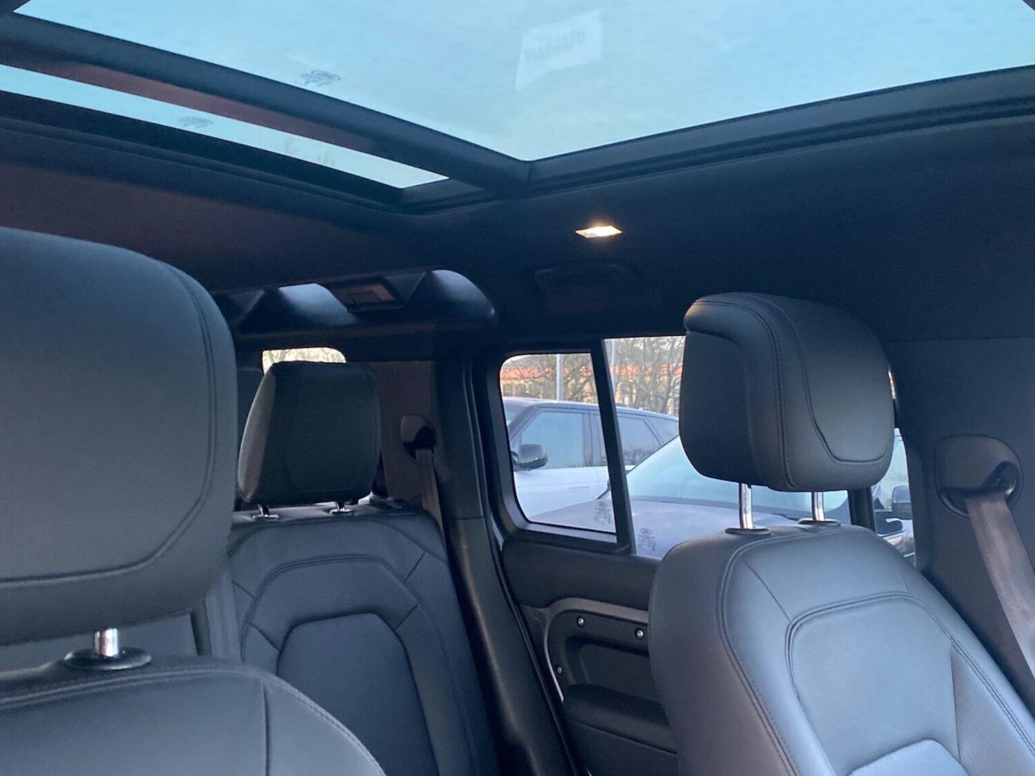 Used Land Rover Defender 2022 for sale - 77802093: Photo 21