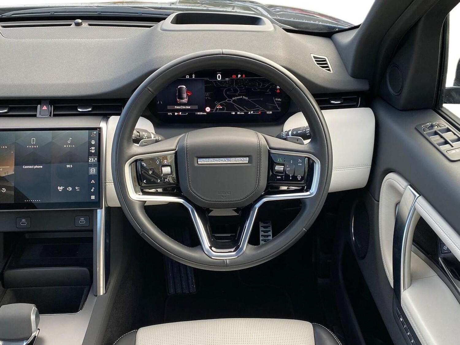 Used Land Rover Discovery Sport 2024 for sale - 76778306: Photo 15