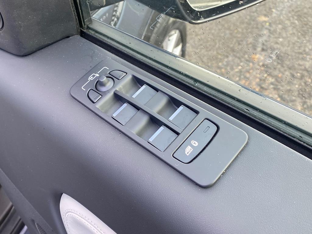 Used Land Rover Discovery Sport 2024 for sale - 76778306: Photo 25