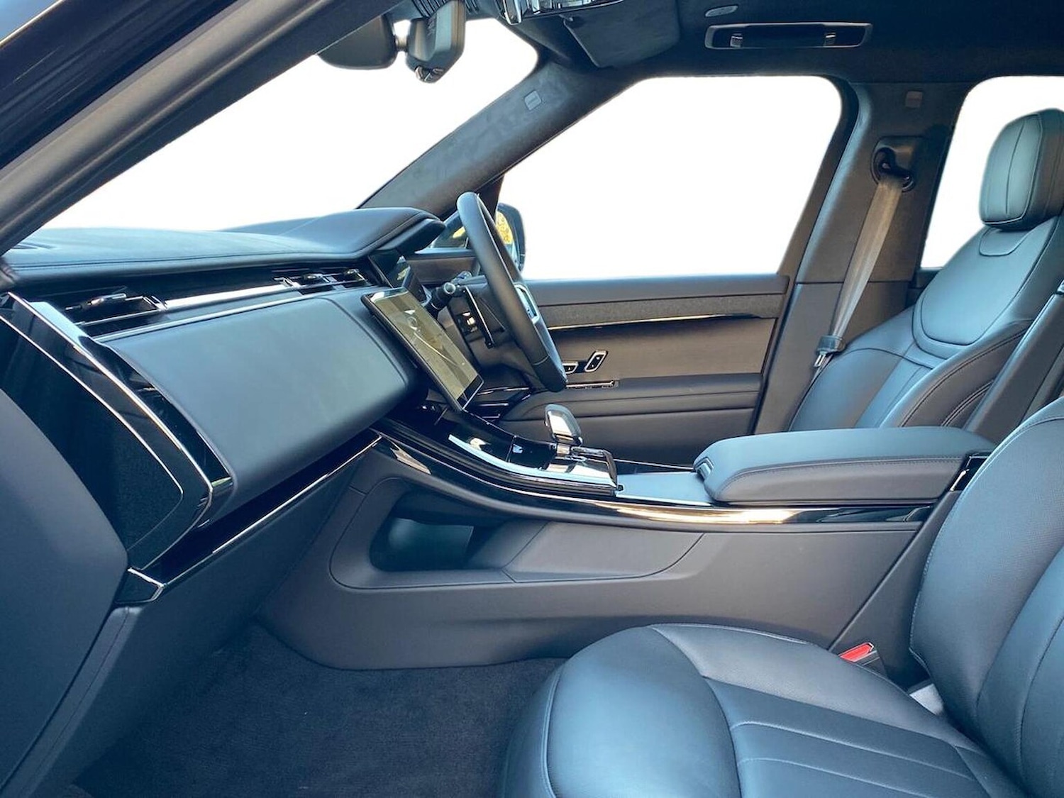 Used Land Rover Range Rover Sport 2025 for sale - 76605544: Photo 3