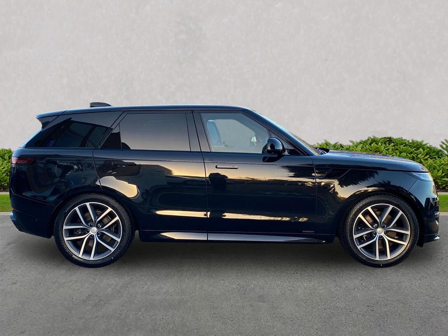 Used Land Rover Range Rover Sport 2025 for sale - 76605544: Photo 5