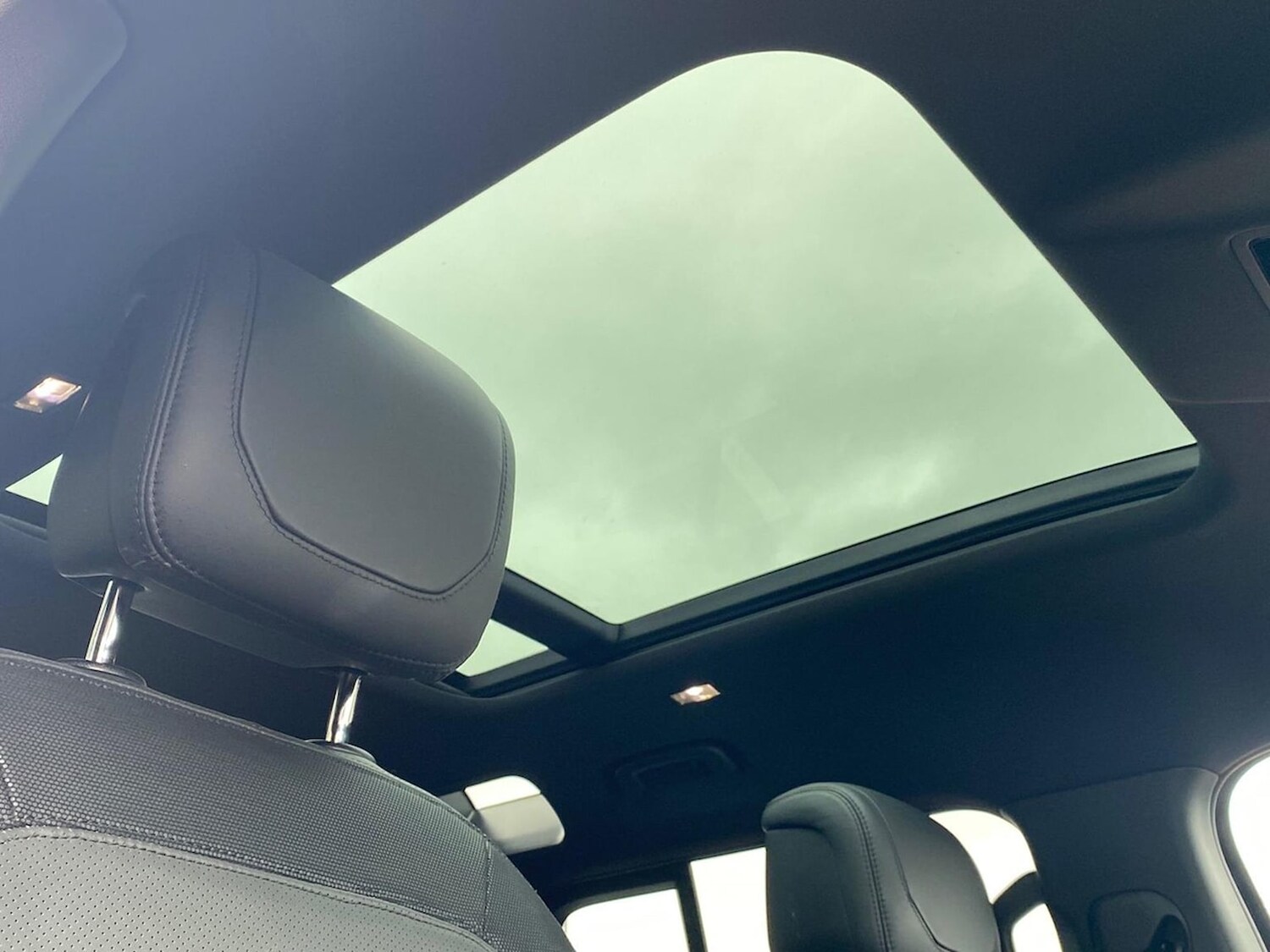 Used Land Rover Defender 2023 for sale - 78176488: Photo 23