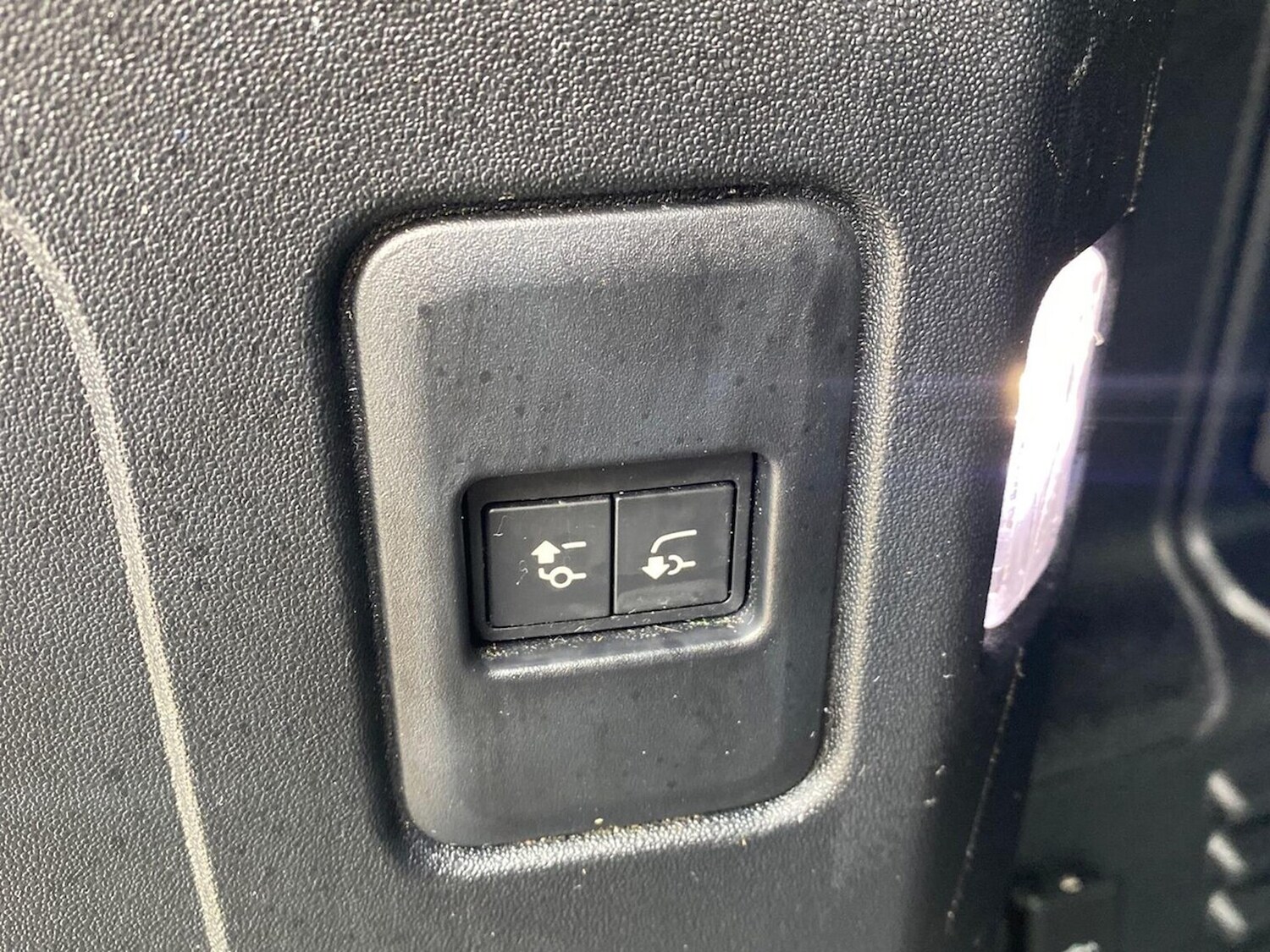 Used Land Rover Defender 2023 for sale - 78176488: Photo 43