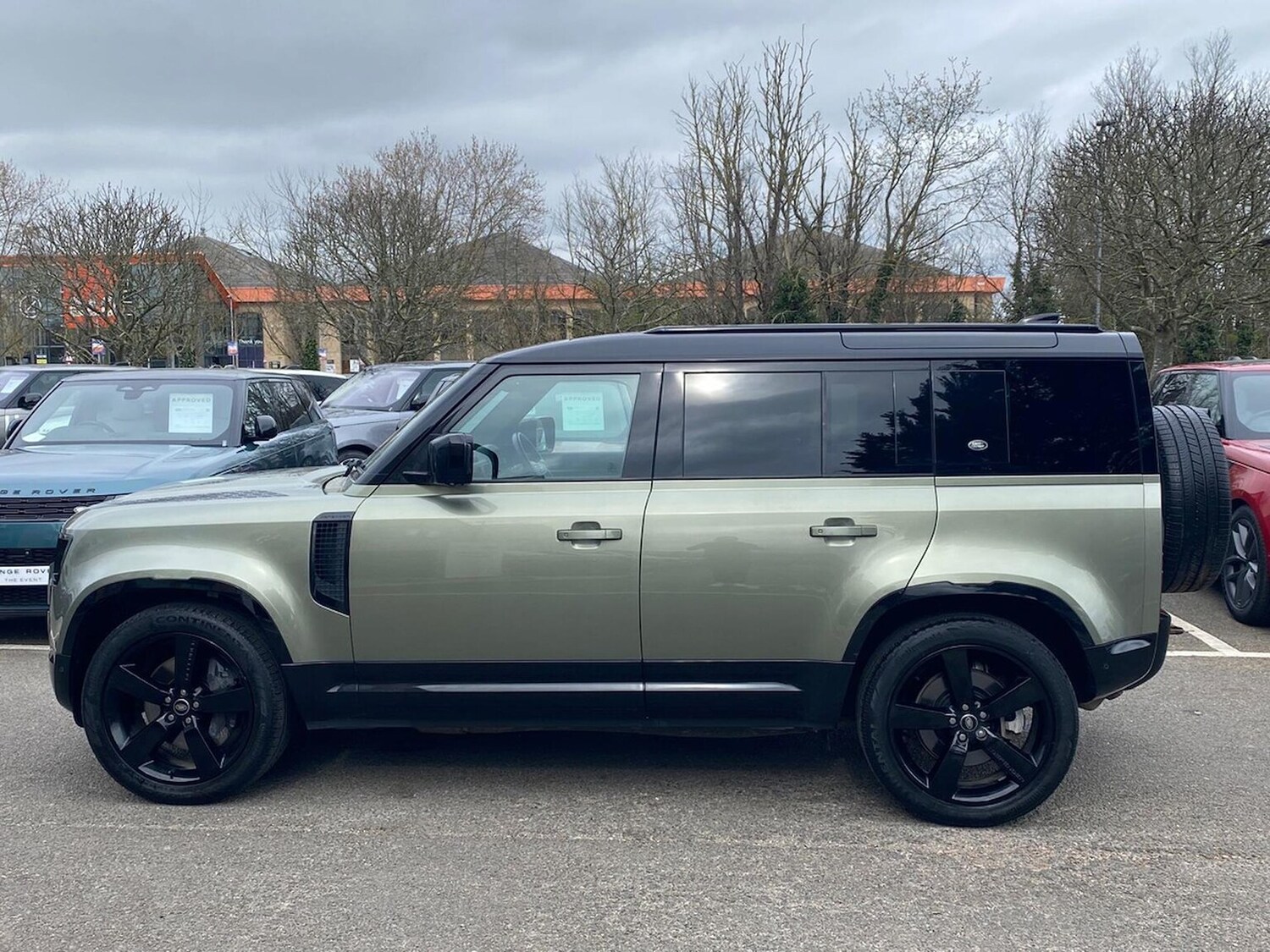 Used Land Rover Defender 2023 for sale - 78176488: Photo 48