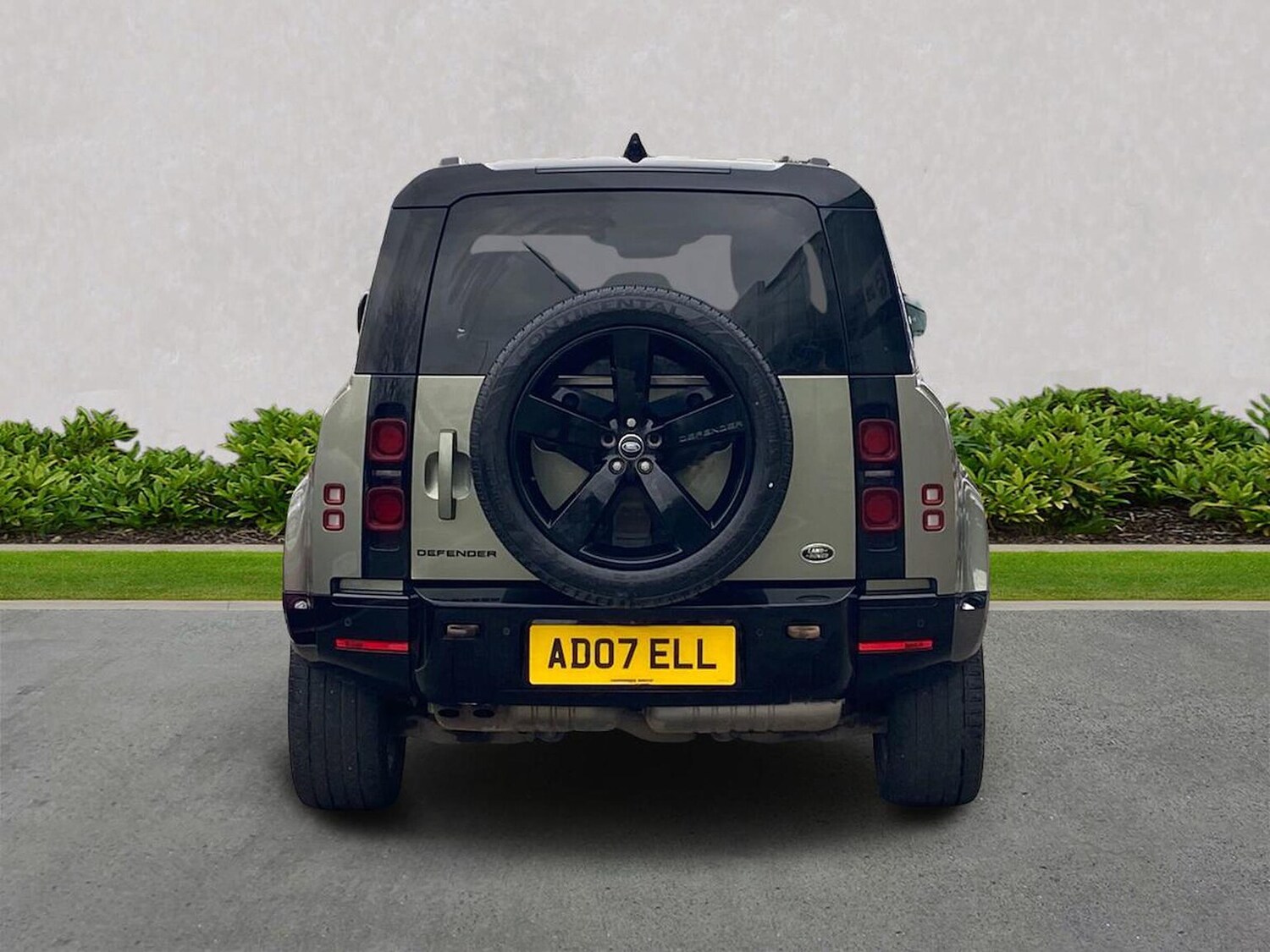 Used Land Rover Defender 2023 for sale - 78176488: Photo 8