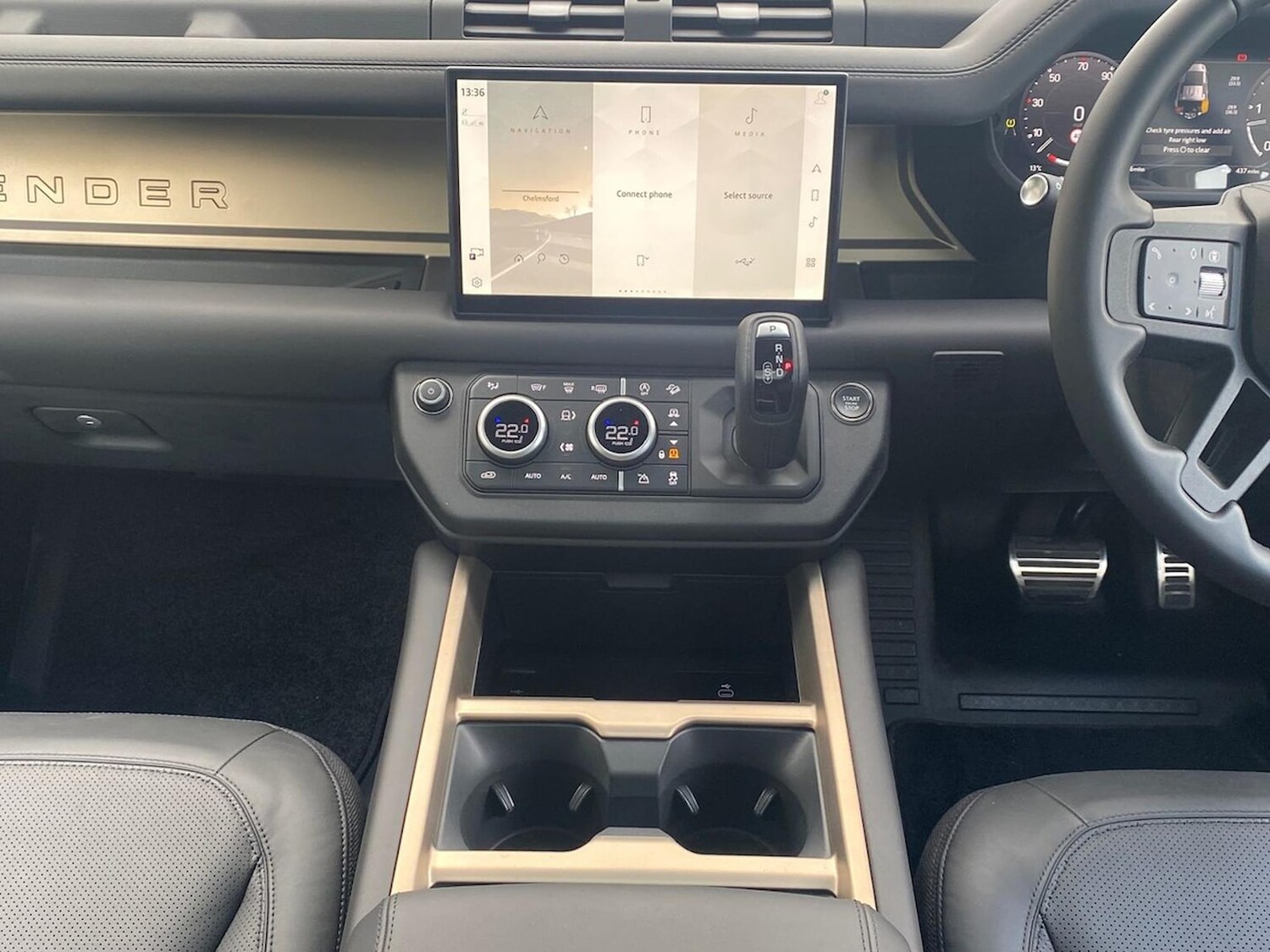 Used Land Rover Defender 2025 for sale - 78193603: Photo 16