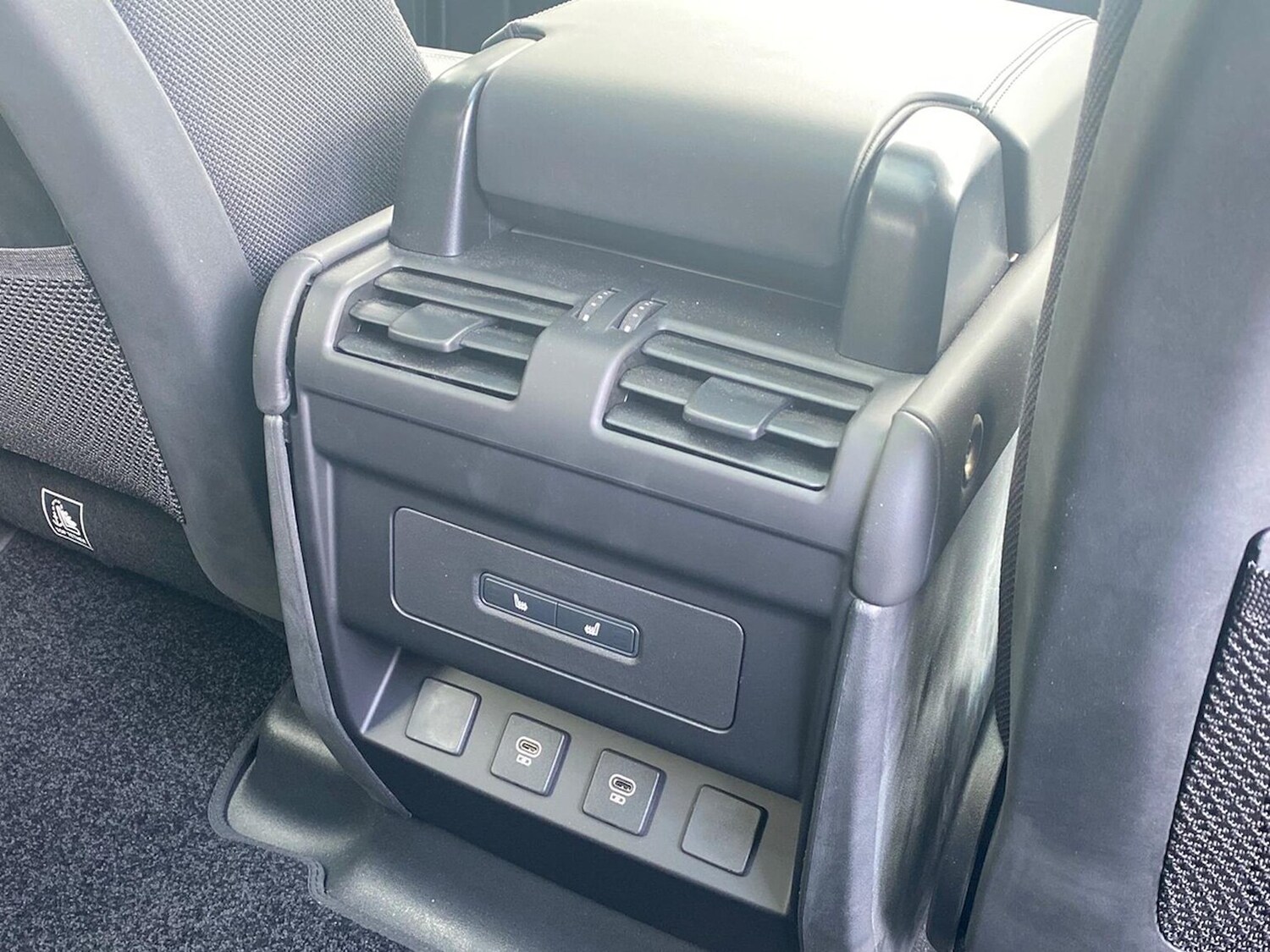 Used Land Rover Defender 2025 for sale - 78193603: Photo 20