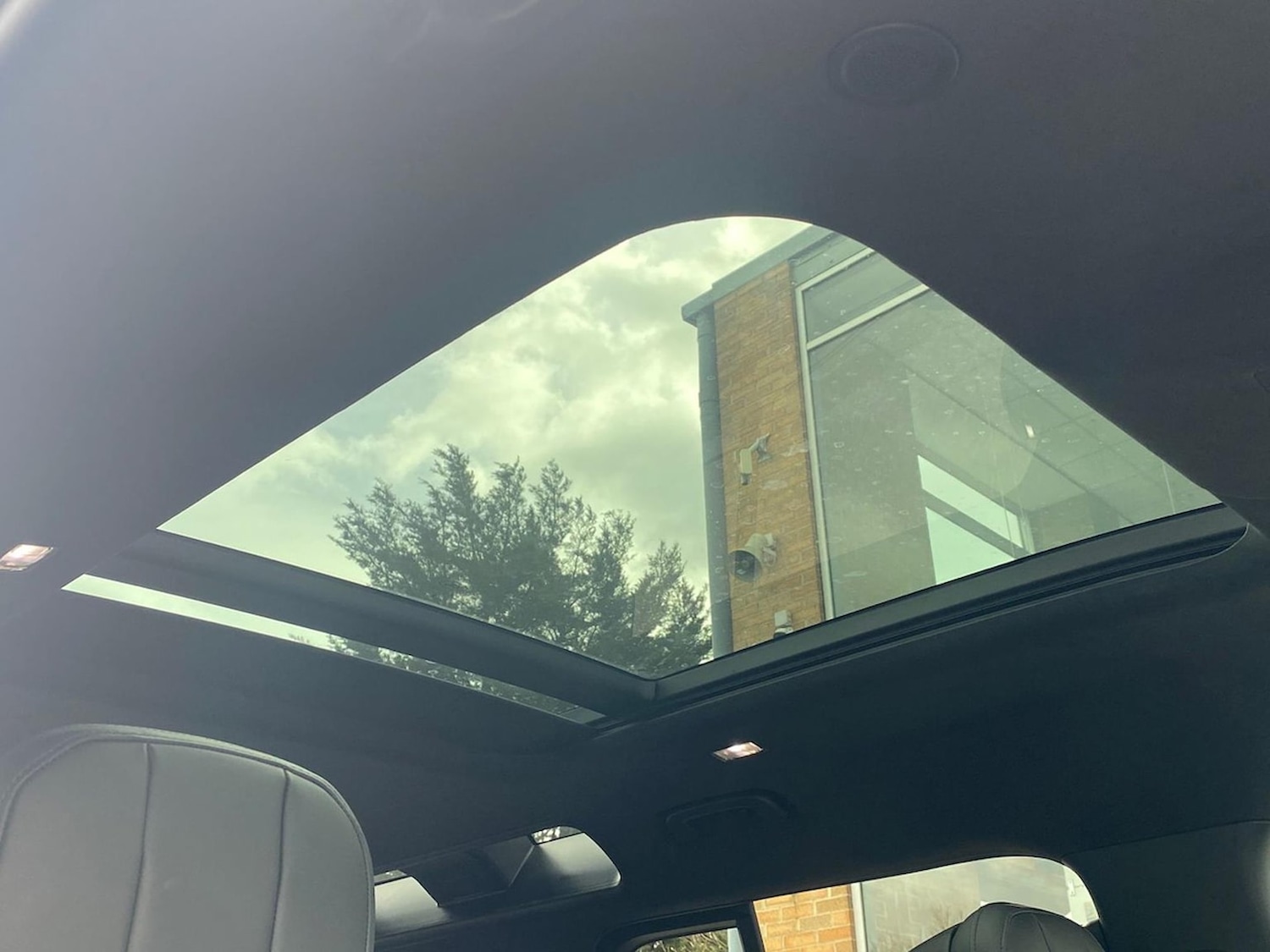 Used Land Rover Defender 2025 for sale - 78193603: Photo 23