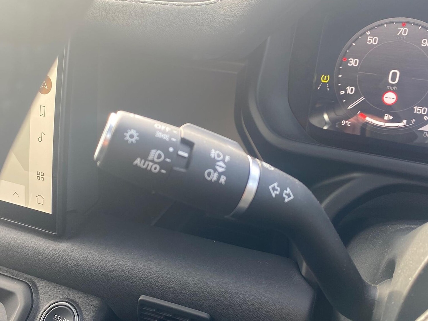 Used Land Rover Defender 2025 for sale - 78193603: Photo 35