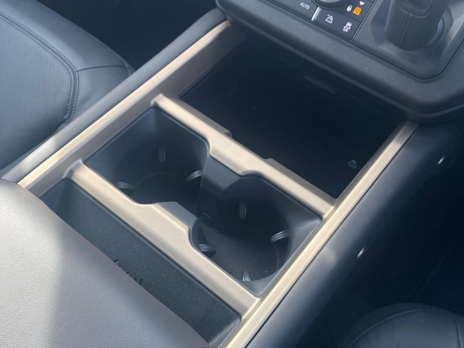 Used Land Rover Defender 2025 for sale - 78193603: Photo 36