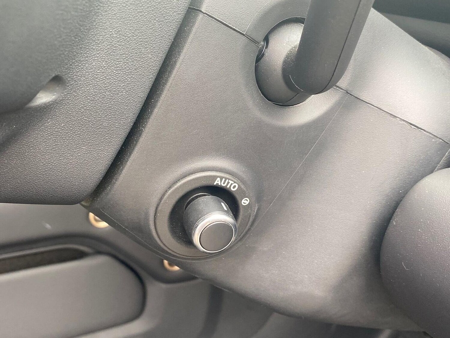 Used Land Rover Defender 2025 for sale - 78193603: Photo 50