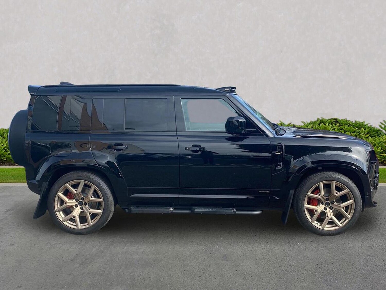 Used Land Rover Defender 2025 for sale - 78193603: Photo 7