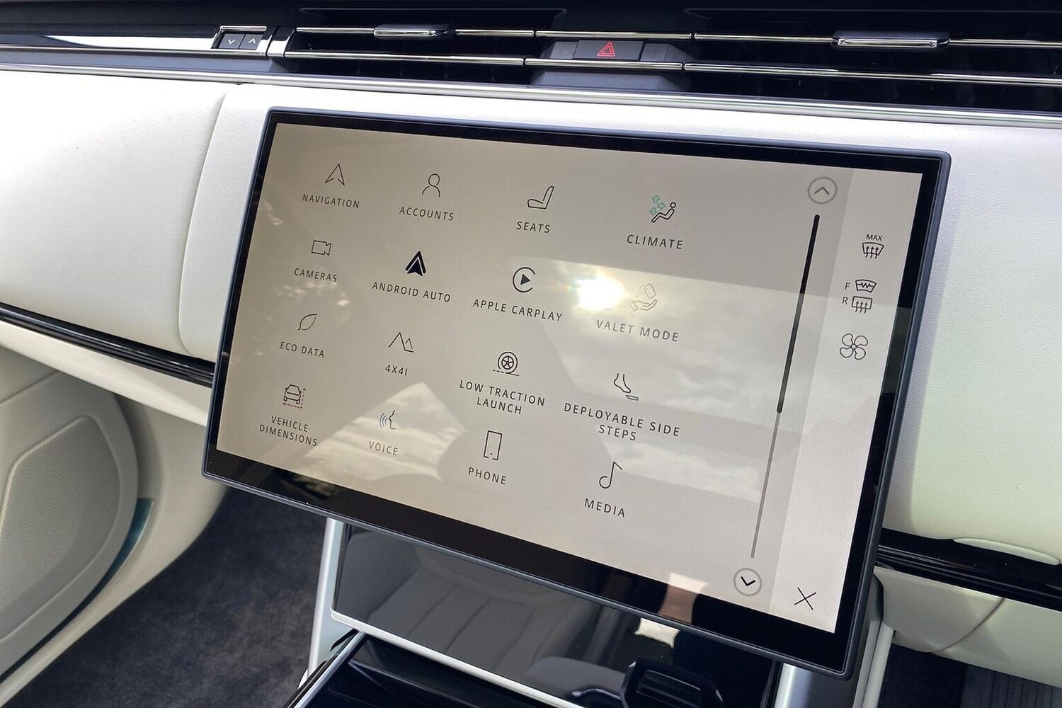 Used Land Rover Range Rover 2025 for sale - 77487946: Photo 12