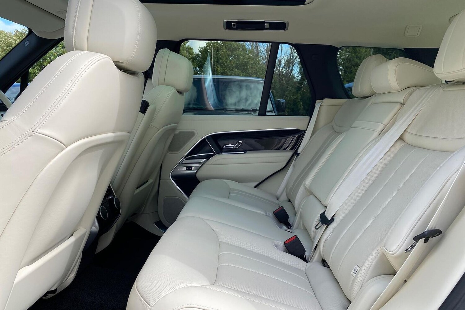 Used Land Rover Range Rover 2025 for sale - 77487946: Photo 16