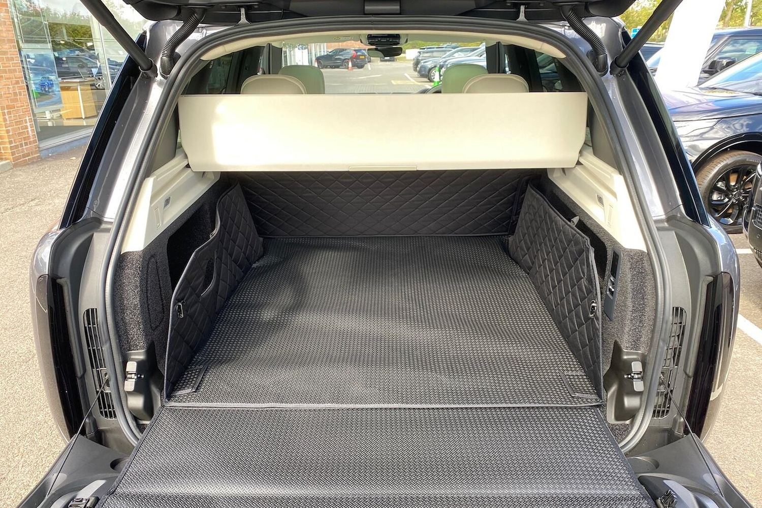 Used Land Rover Range Rover 2025 for sale - 77487946: Photo 17