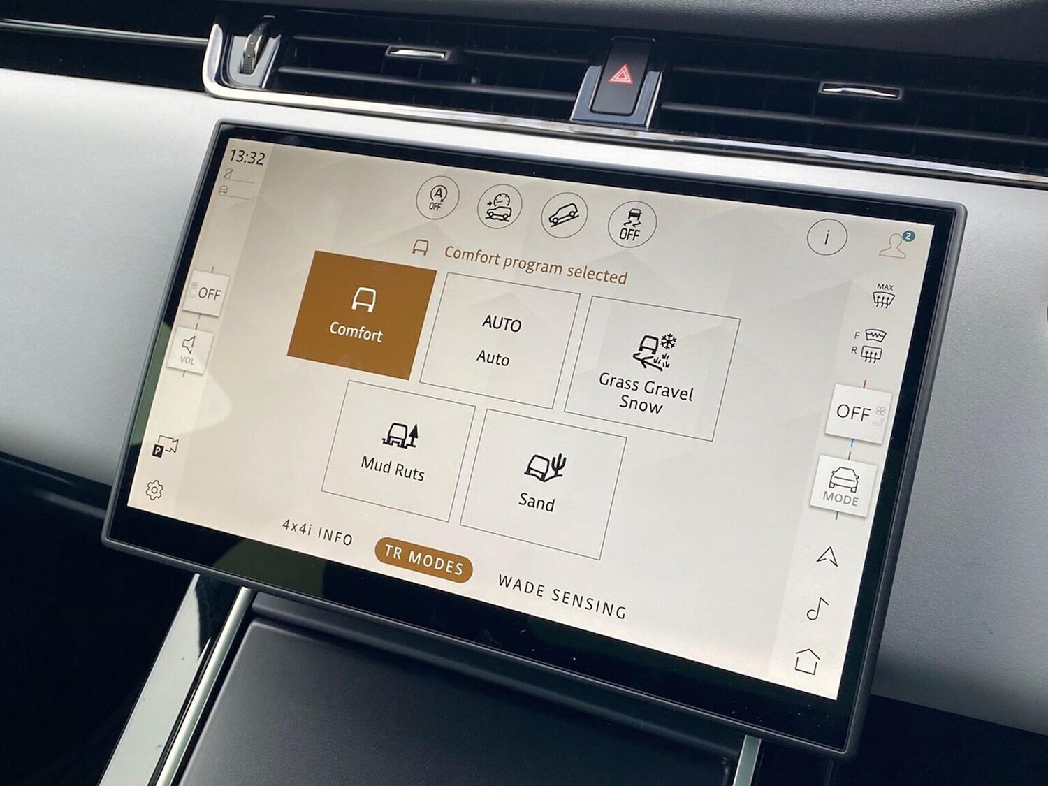 Used Land Rover Range Rover Evoque 2025 for sale - 78193702: Photo 40