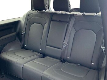 Used Land Rover Defender 2025 for sale - 78310402: Photo