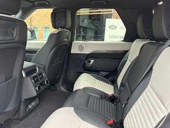 Used Land Rover Discovery 2023 for sale - 79047901: Photo