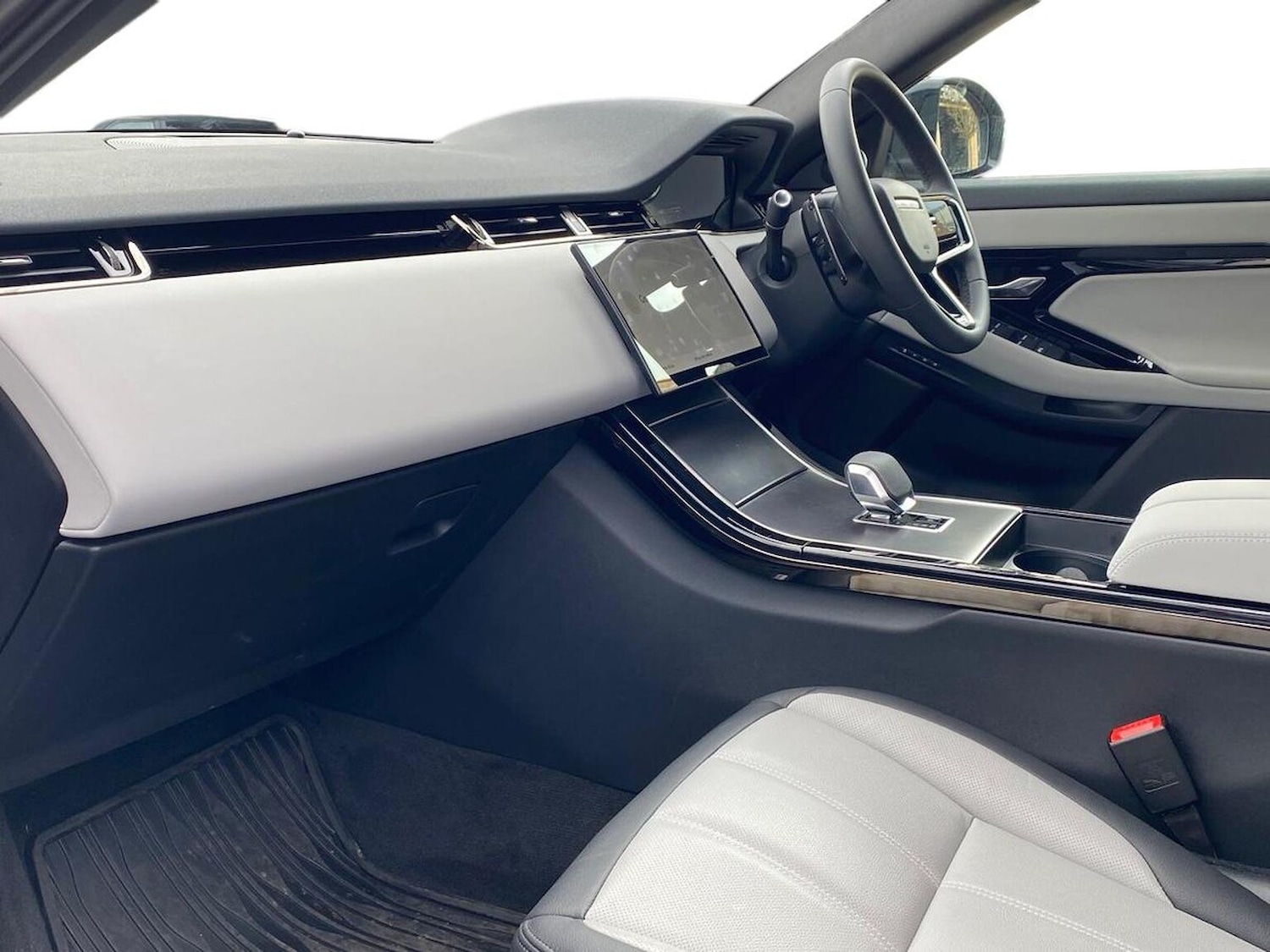 Used Land Rover Range Rover Evoque 2025 for sale - 77487939: Photo 3