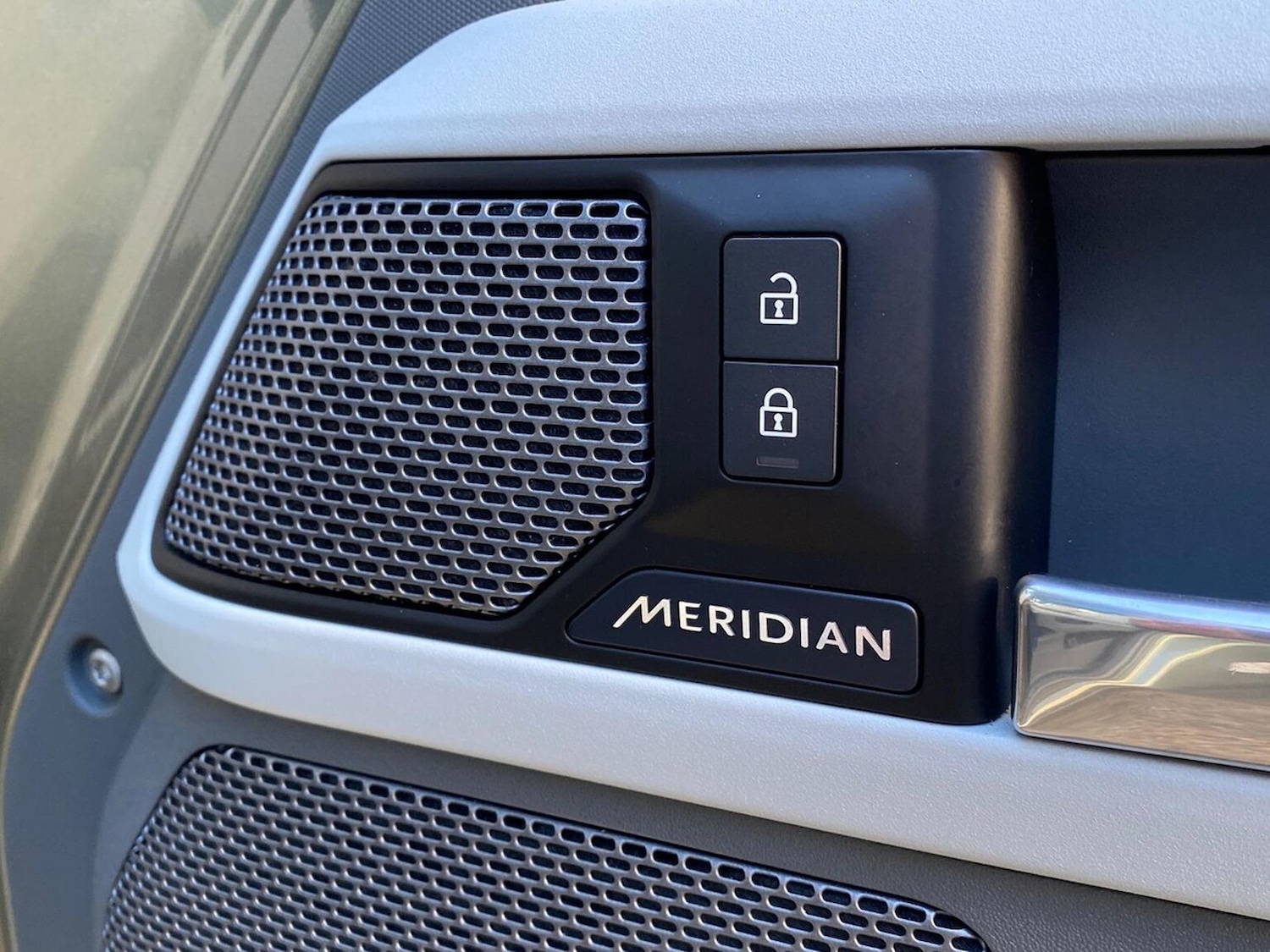 Used Land Rover Defender 2020 for sale - 76785164: Photo 24