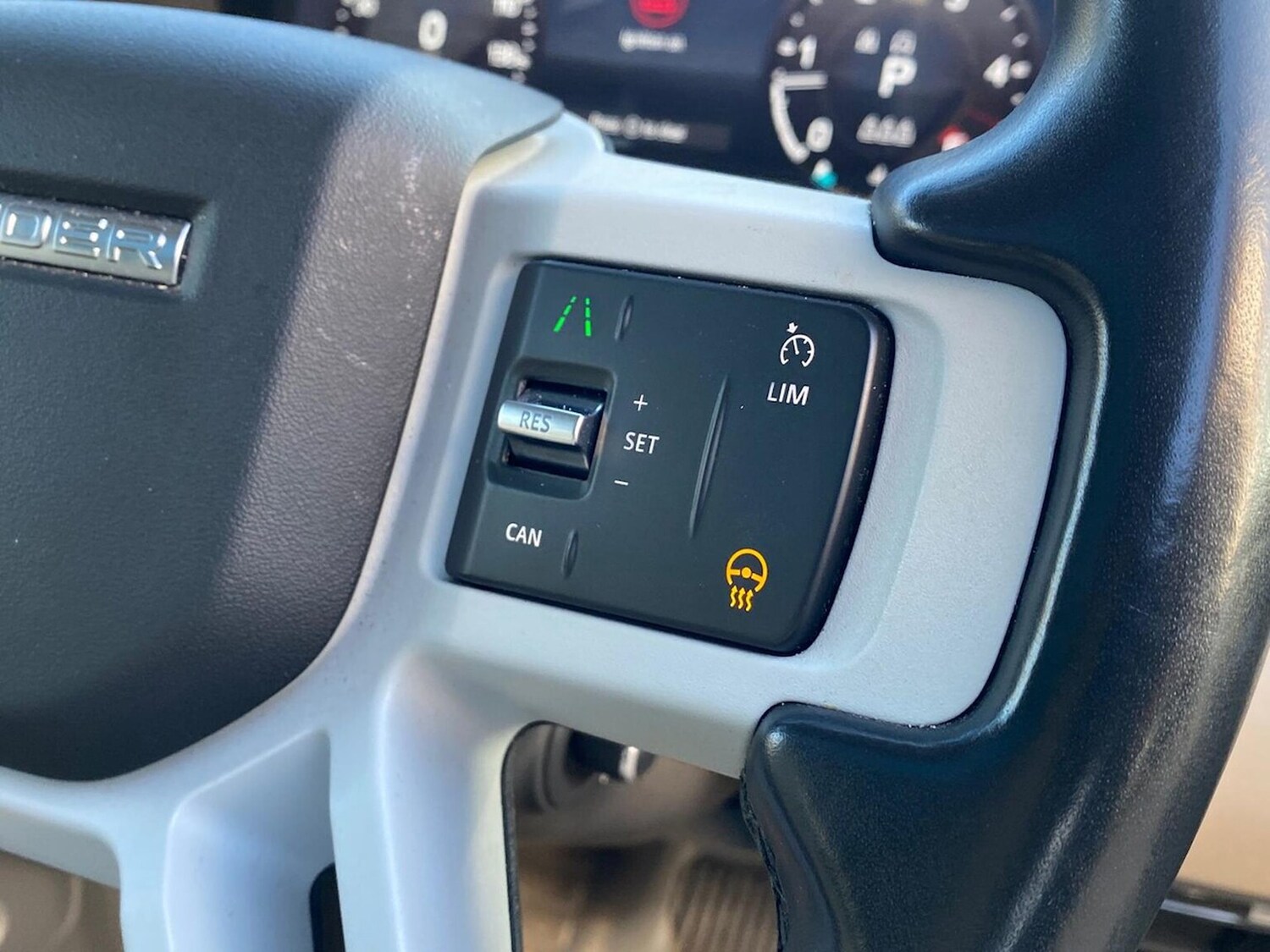 Used Land Rover Defender 2020 for sale - 76785164: Photo 33