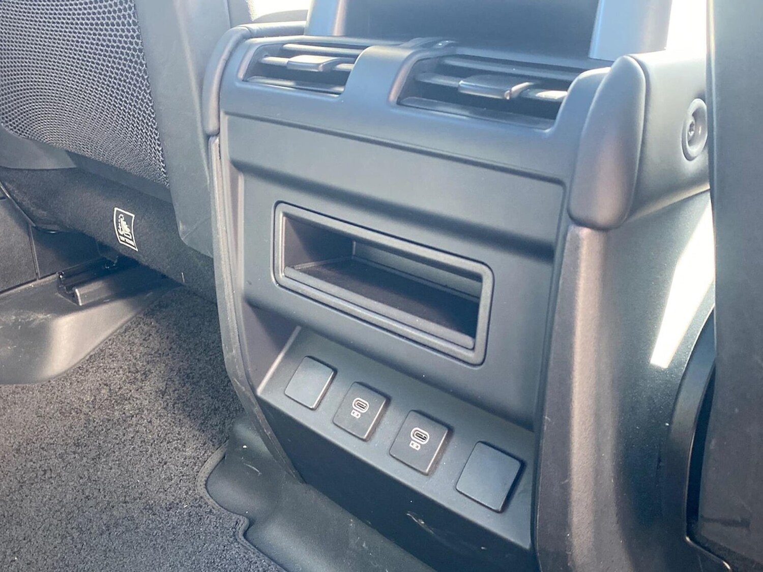 Used Land Rover Defender 2024 for sale - 78193572: Photo 20