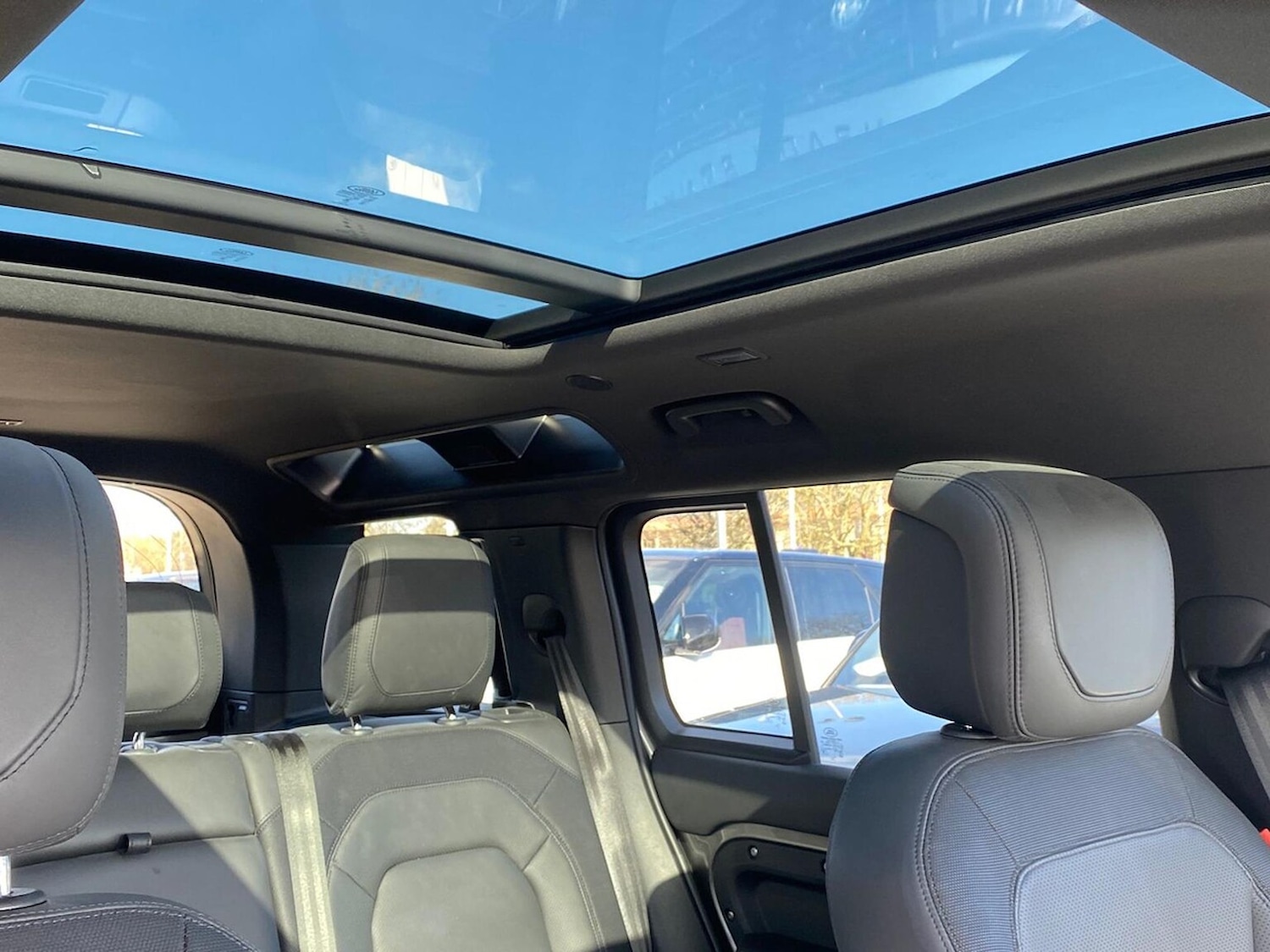 Used Land Rover Defender 2024 for sale - 78193572: Photo 23