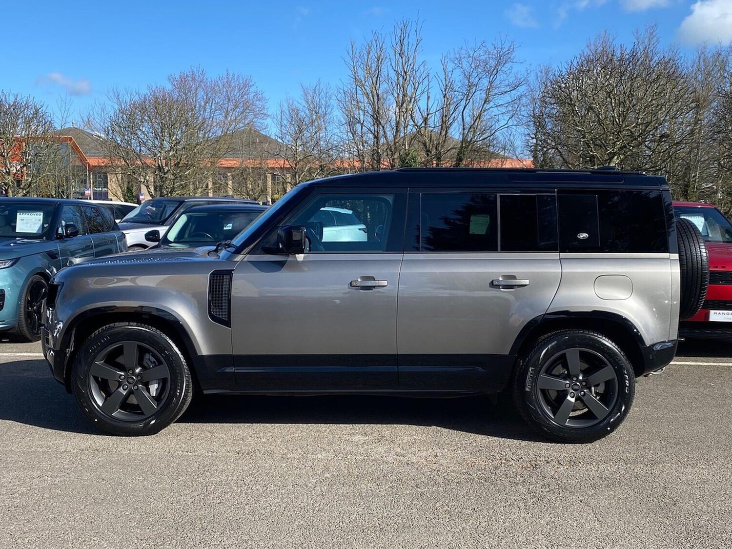 Used Land Rover Defender 2024 for sale - 78193572: Photo 34