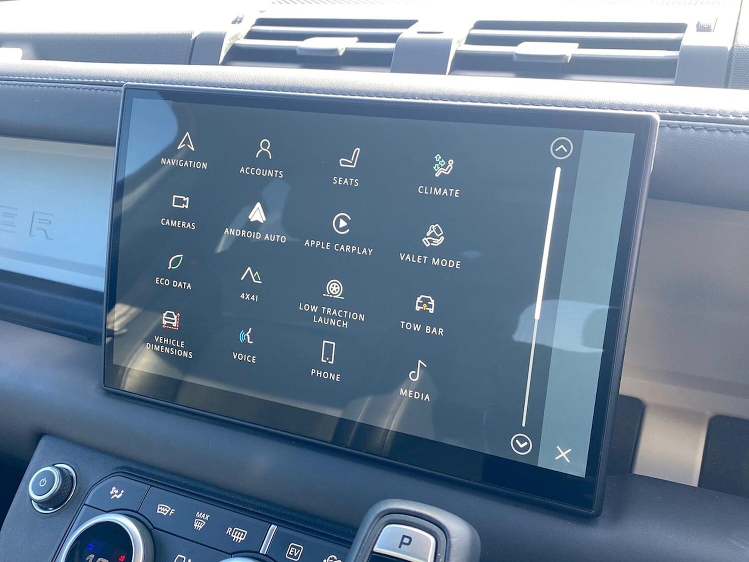 Used Land Rover Defender 2024 for sale - 78193572: Photo 38