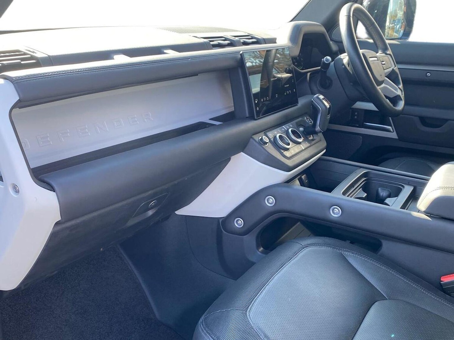 Used Land Rover Defender 2024 for sale - 78193572: Photo 5