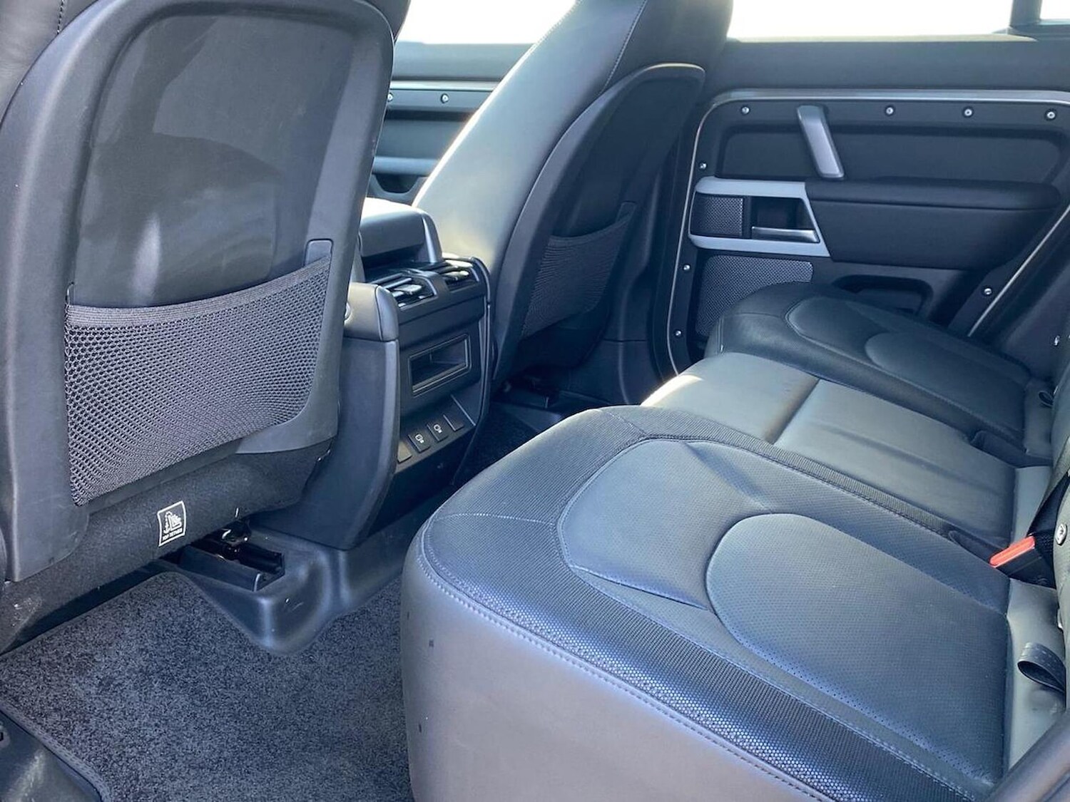 Used Land Rover Defender 2024 for sale - 78193572: Photo 6