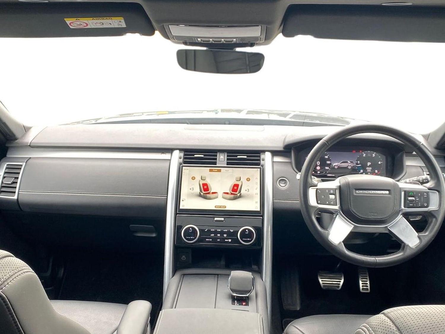 Used Land Rover Discovery 2024 for sale - 78144530: Photo 11