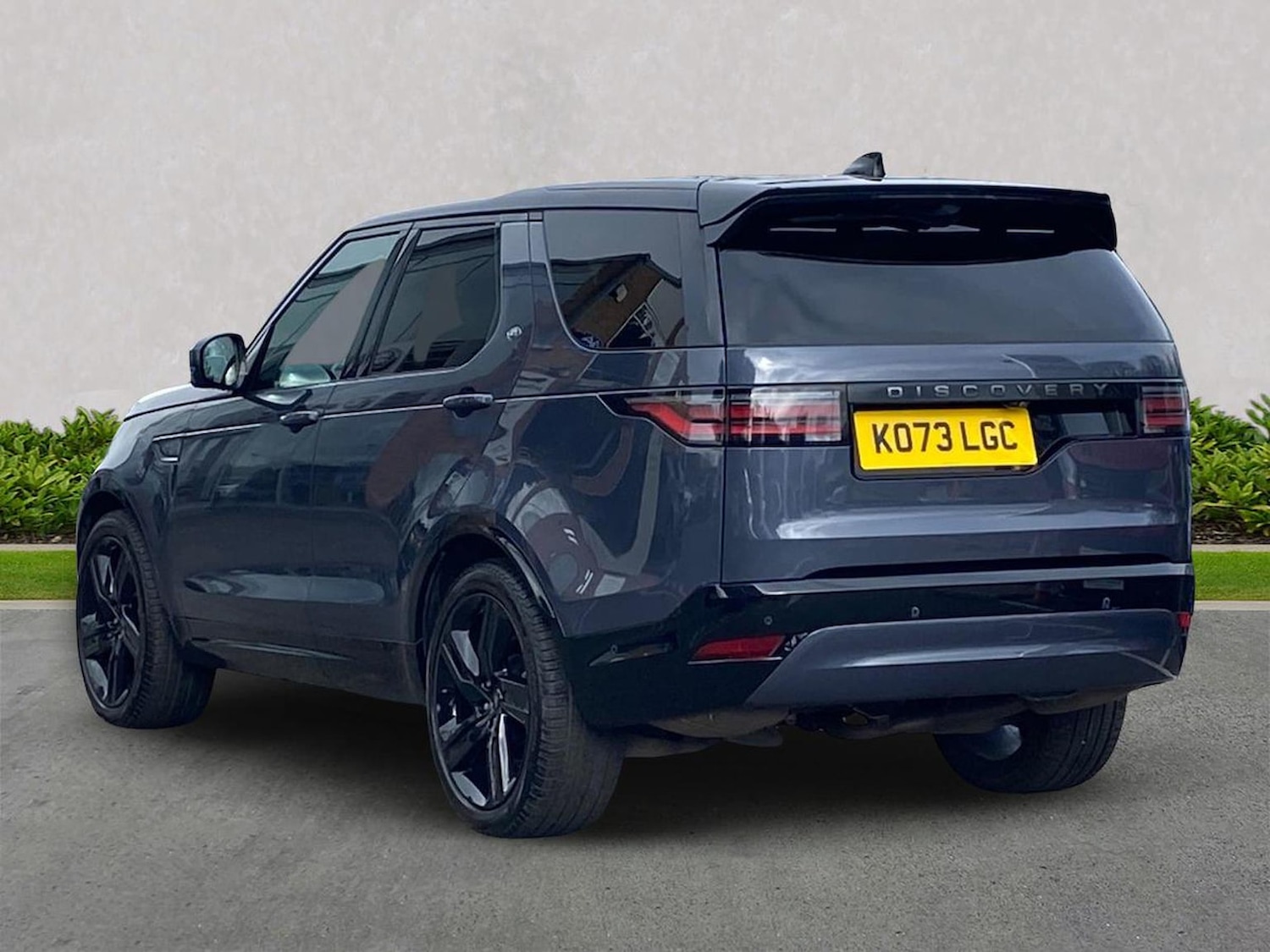 Used Land Rover Discovery 2024 for sale - 78144530: Photo 2