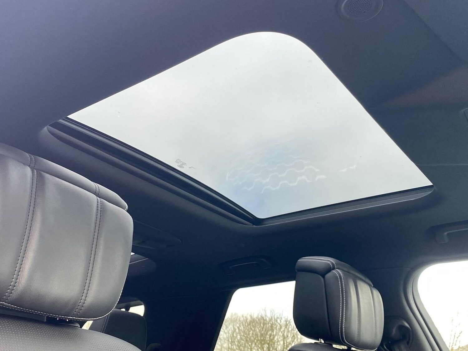 Used Land Rover Discovery 2024 for sale - 78144530: Photo 23