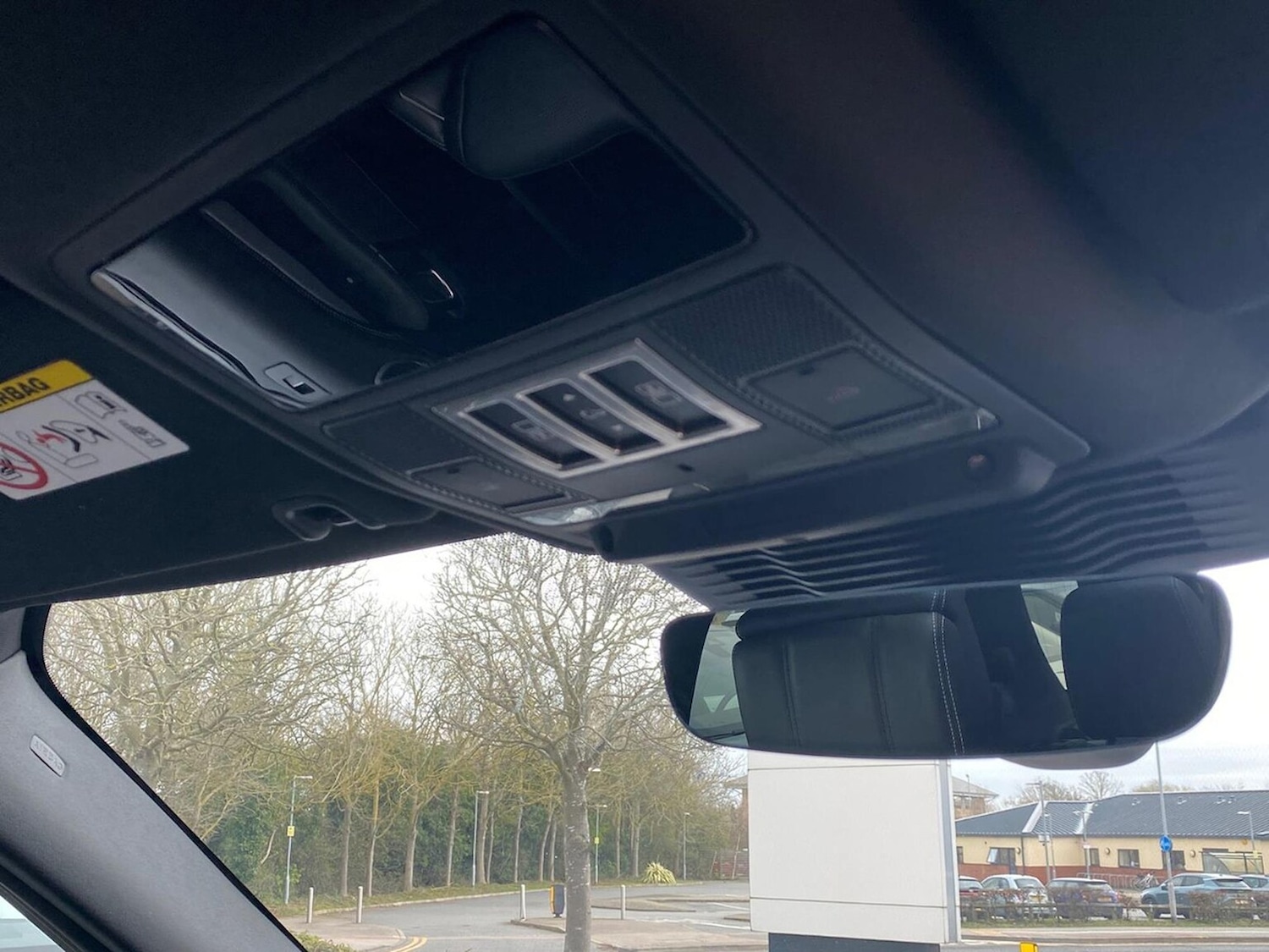 Used Land Rover Discovery 2024 for sale - 78144530: Photo 25