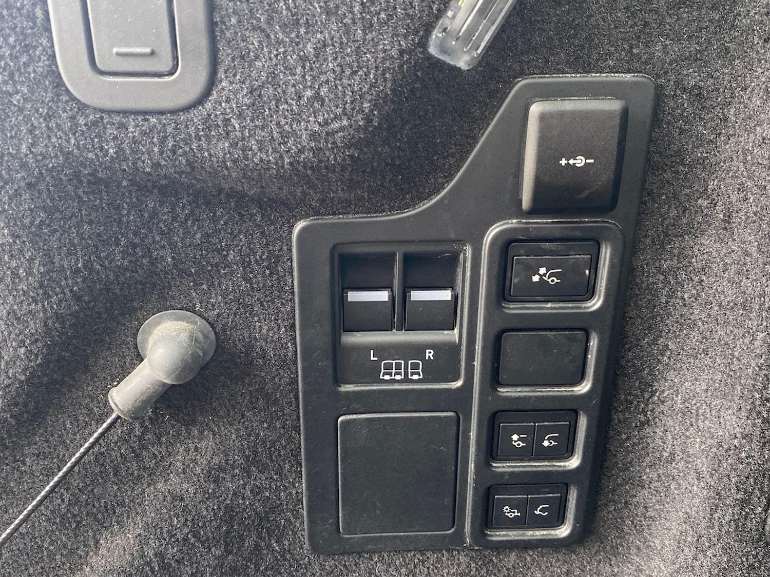 Used Land Rover Discovery 2024 for sale - 78144530: Photo 29